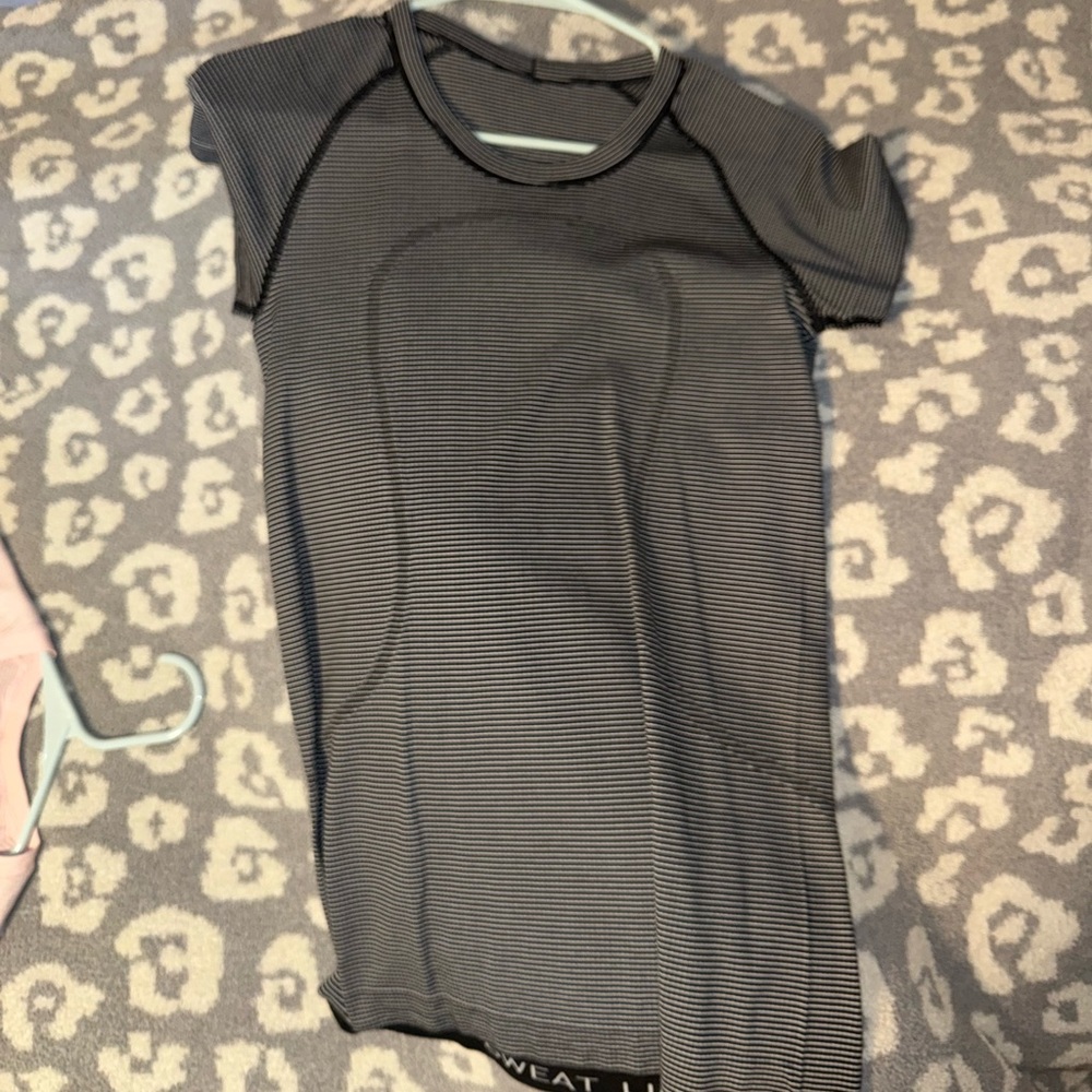 Worn Lululemon Swiftly Tech Short Sleeve Shirt Hip Length